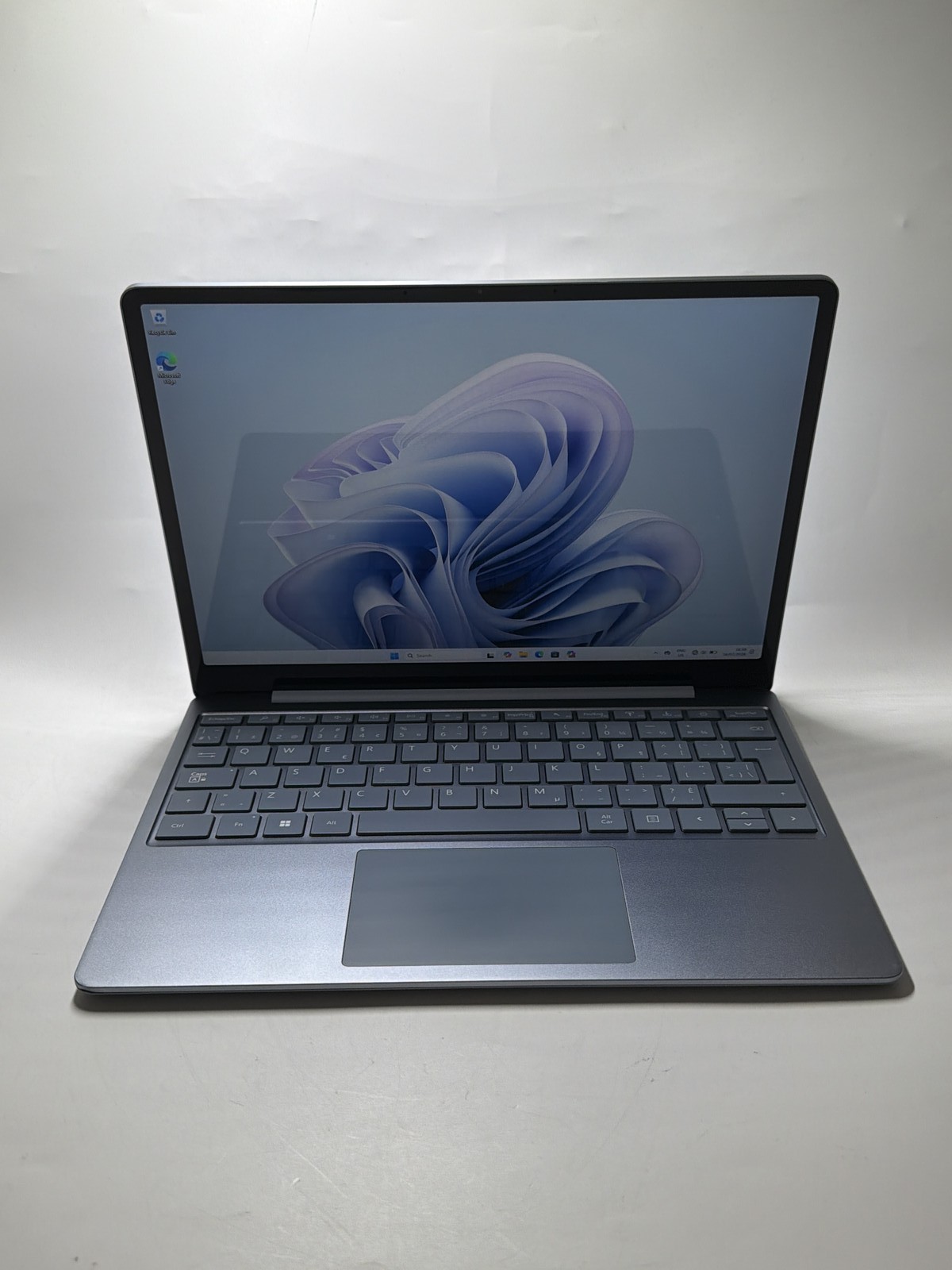 Microsoft Surface Laptop Go 3 12,4" i5 12. Gen 8GB 256GB SSD Touch J006