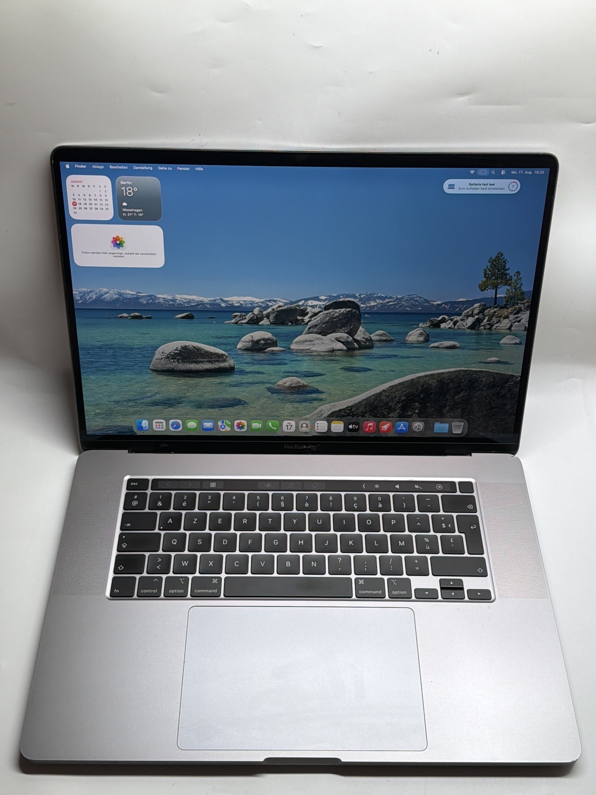 Apple MacBook Pro 16 i7 16GB 512GB SSD 2019 Laptop J028