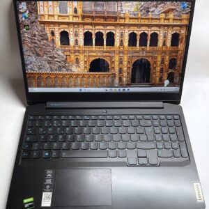 Lenovo IdeaPad Gaming 3 i5-10300H CPU / 8GB / 512GB 15,6 Zoll Laptop J032