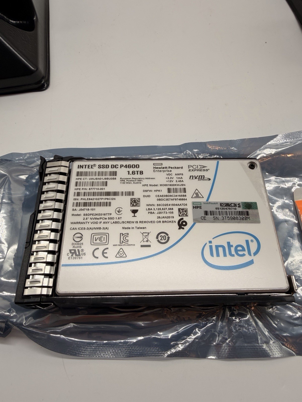 Intel SSD DC P4600 SSDPE2KE016T701 1600GB 1.6TB 63,5mm U.2 K233