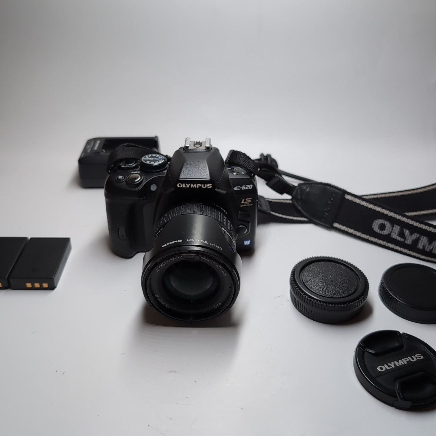 Olympus E-620 Spiegelreflexkamera 13 Megapixel DEFEKT K263