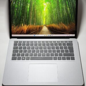 Microsoft Surface Laptop Studio 14,4 Zoll Touch i5 16GB 256GB SSD Win11 K408