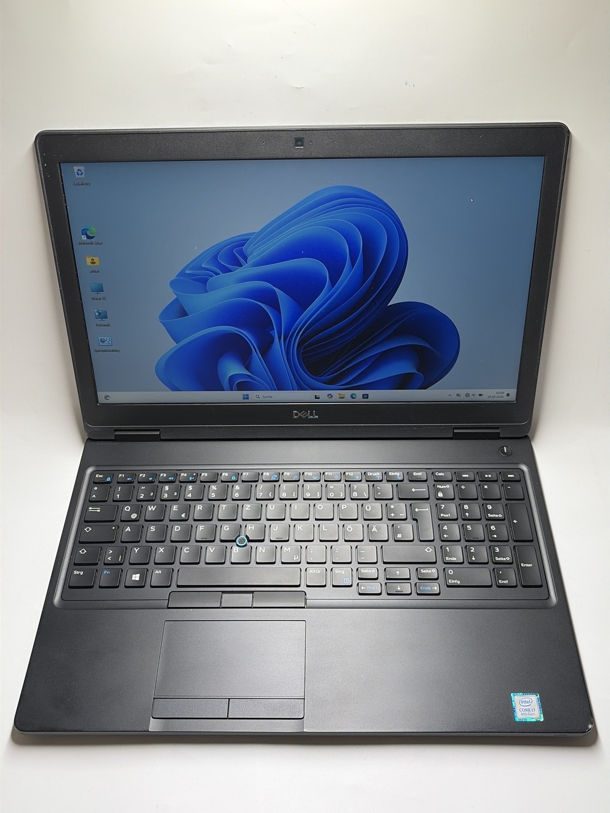 Dell Precision 3530 15,6" i7 8.Gen 8GB RAM 256GB SSD Quadro P600 Win 11 Pro K427