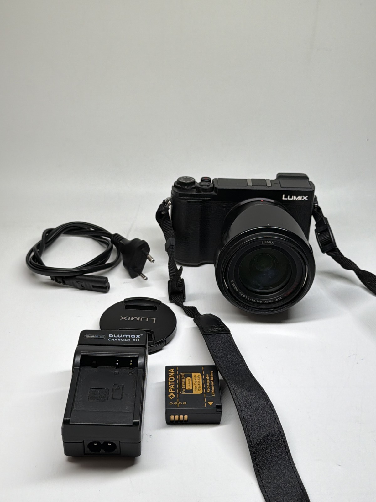Panasonic Lumix DC-GX9 Systemkamera 20.3MP 4K WLAN Bluetooth Touchscreen K574
