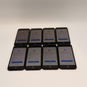 8 Stk. Apple iPhone SE 2. Gen 2020 128GB Schwarz Ohne Simlock K595