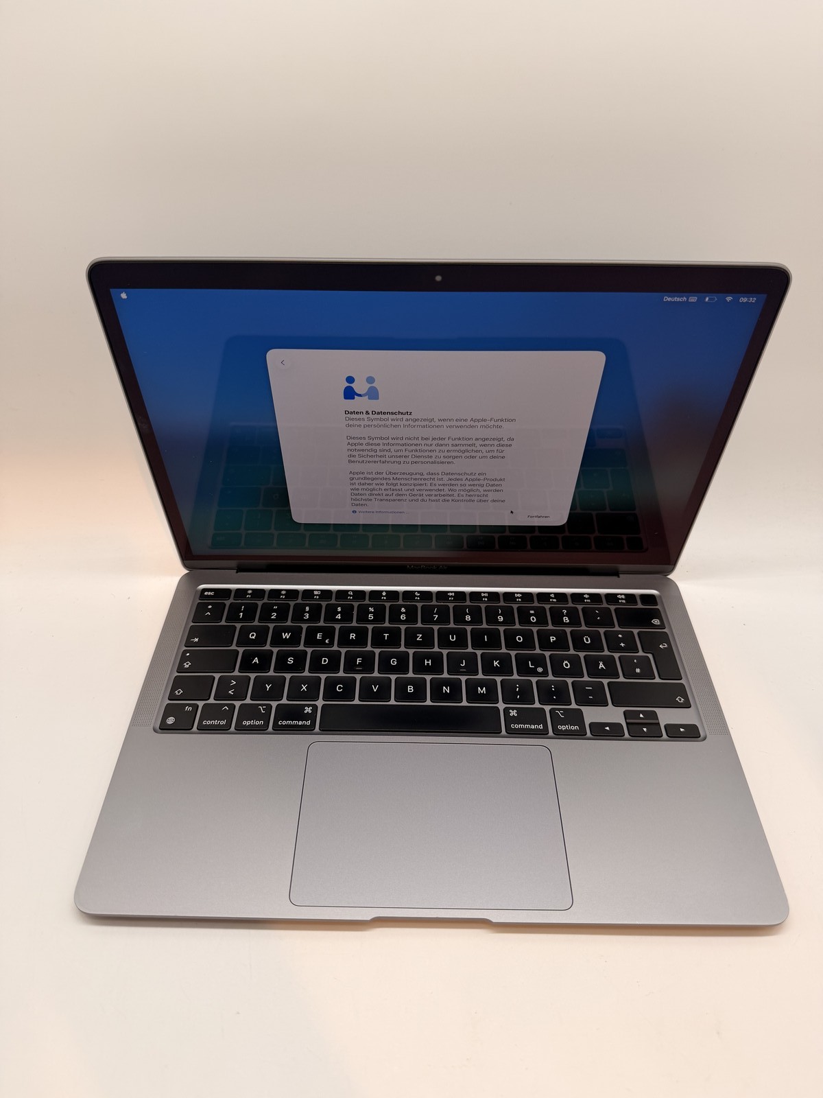 Apple MacBook Air 13,3 Zoll (2020) M1 8GB RAM 256GB SSD Retina Laptop K915