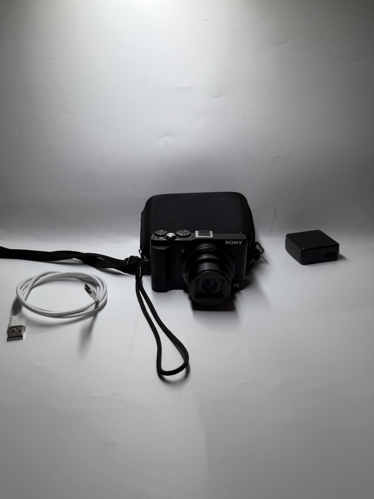 Sony Cyber-Shot DSC-HX60 Digitalkamera 20.4MP 30x Optischer Zoom WLAN HDMI J067