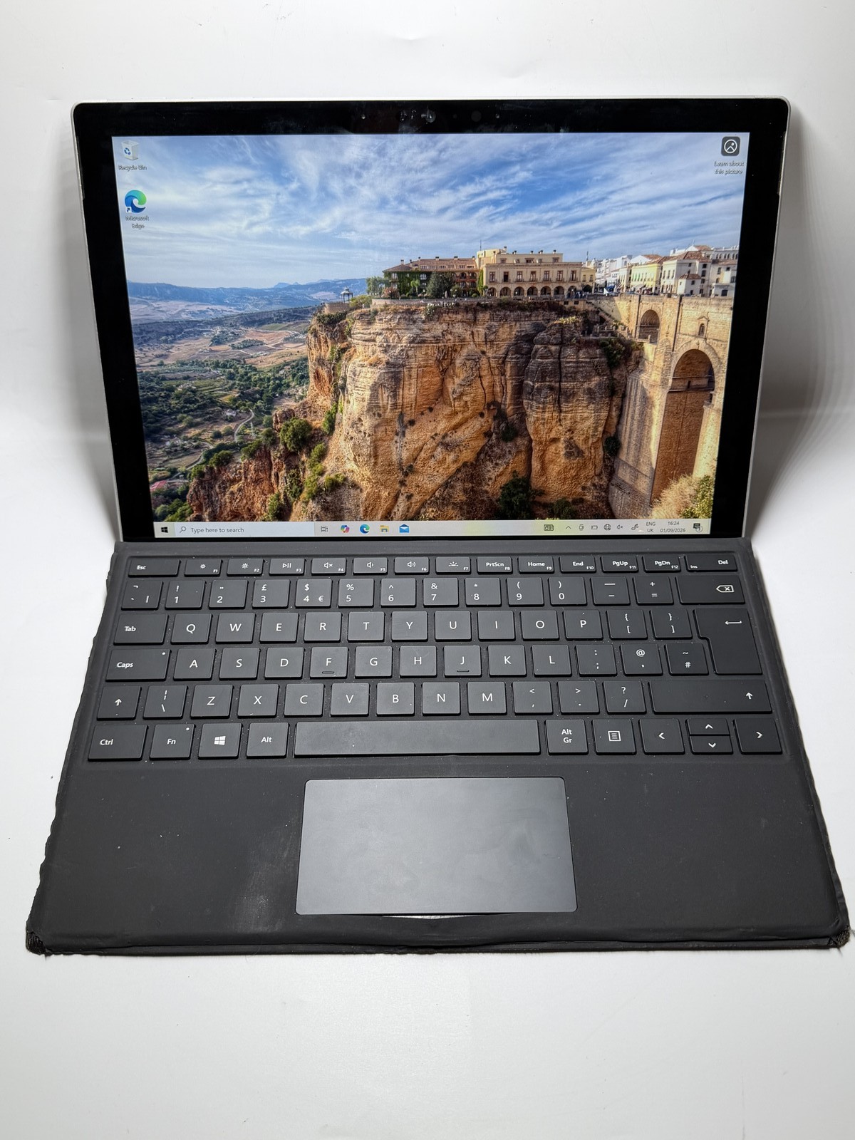 Microsoft Surface Pro 7 12,3 Zoll Tablet i3-1005G1 4GB RAM 128GB SSD Silber J069