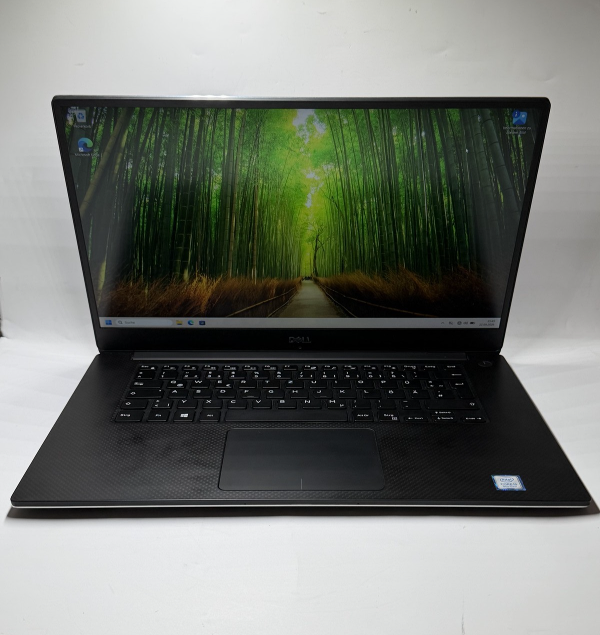Dell Precision 5530 Laptop i7 8. Gen 15,6 Zoll SSD Wi-Fi Webcam Bluetooth J084