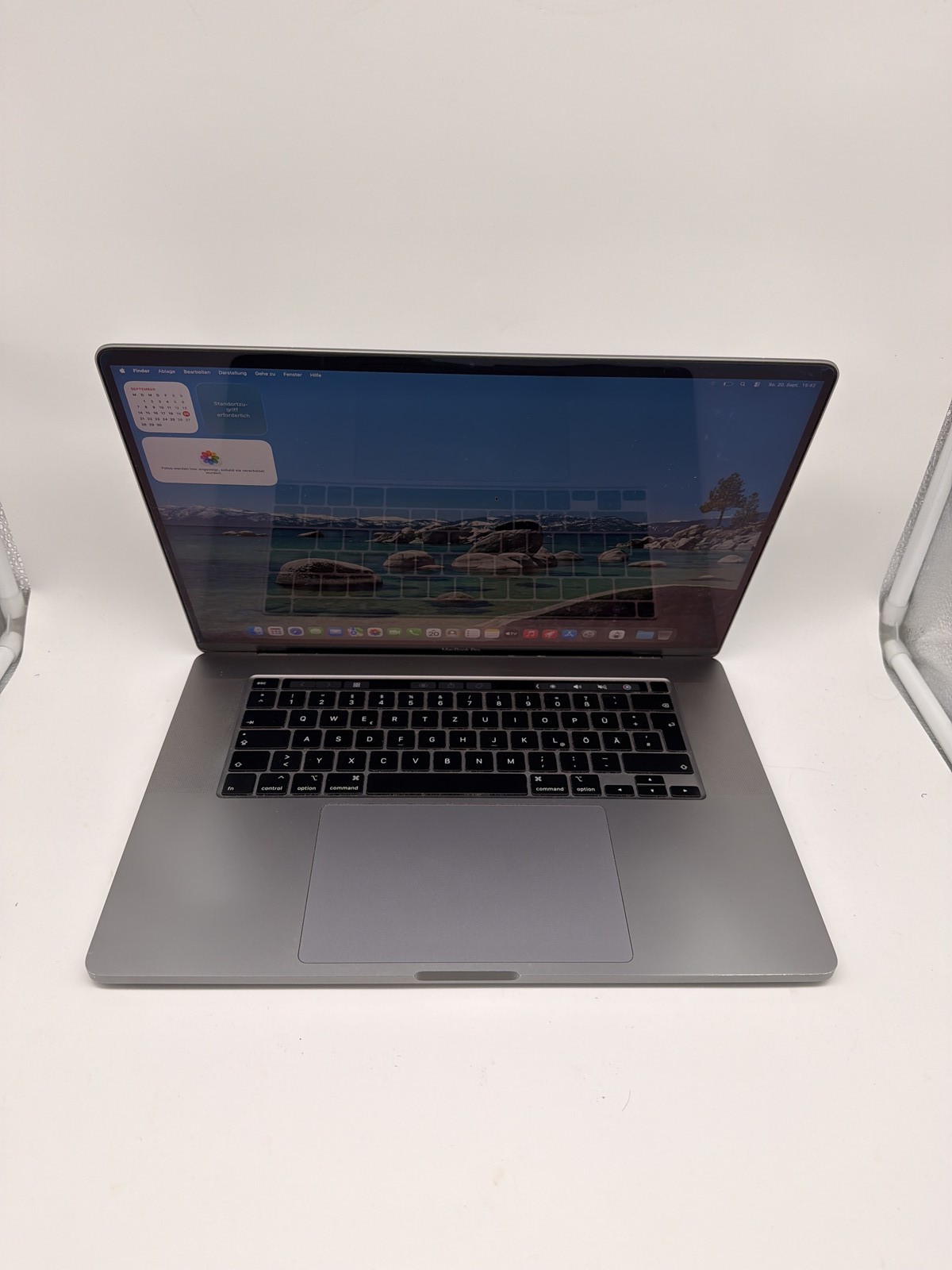Apple MacBook Pro 16 Zoll Intel Core i7 16GB 512GB SSD Grau Touch Bar K923