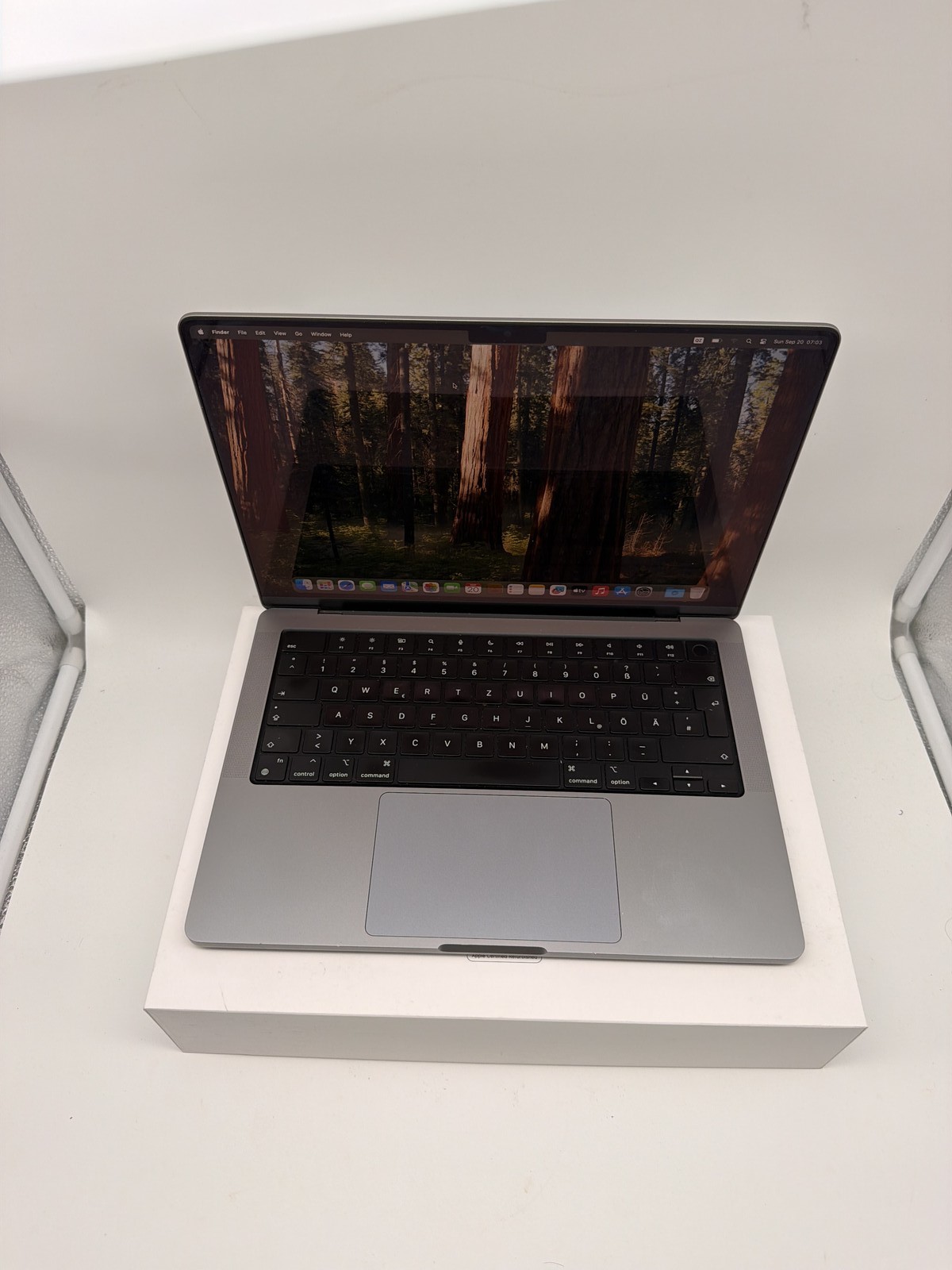 Apple MacBook Pro 14 M1 Pro 16GB 512GB SSD Silber Laptop K926
